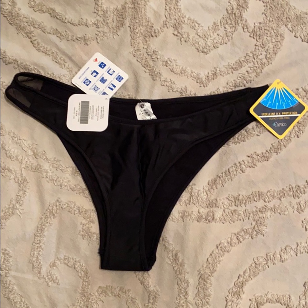 Fabletics Brazilian bikini bottoms
